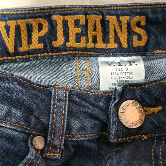 VIP Jeans - Picture 3 of 3